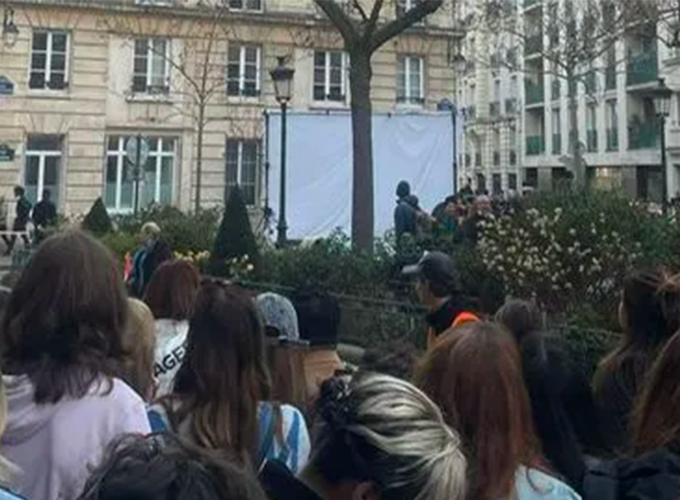 « Emily in Paris » : le tournage de la saison 4 qui a commencé à Paris