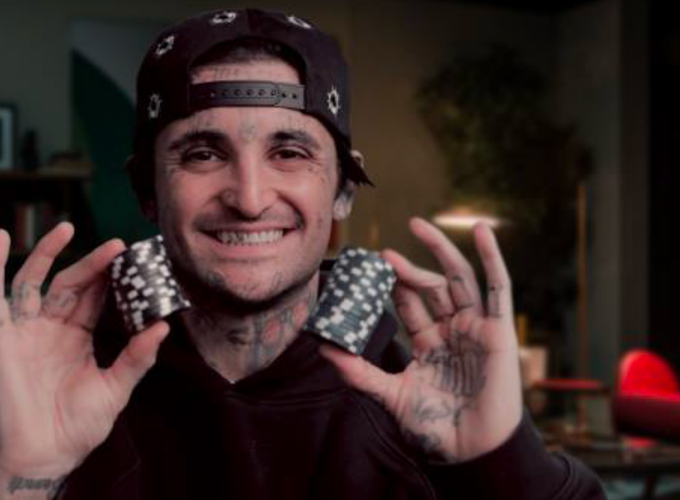 Les plus grands arnaqueurs & escrocs du monde dans "Jeux d'argent, jeux de truands", dès le 15 mars sur Discovery Channel