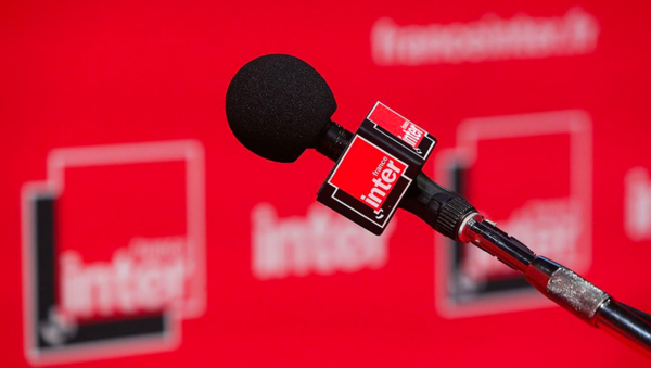 Levée de boucliers à Radio France pour un projet de fusion des rédactions de France Inter, France Info & France Culture