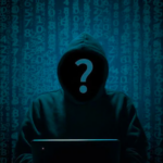 De nombreux députés français veulent mettre fin à l'anonymat en ligne