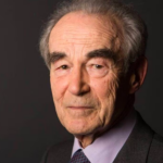 Les premières infos sur le biopic sur Robert Badinter