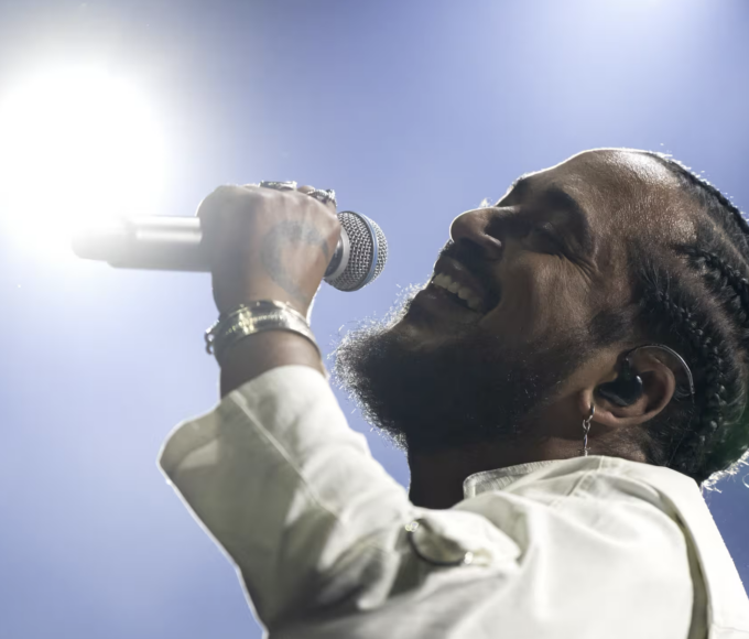 Eurovision 2024 : revoir la prestation de Slimane retransmise en direct avec "Mon amour" et l'ordre de passage en finale