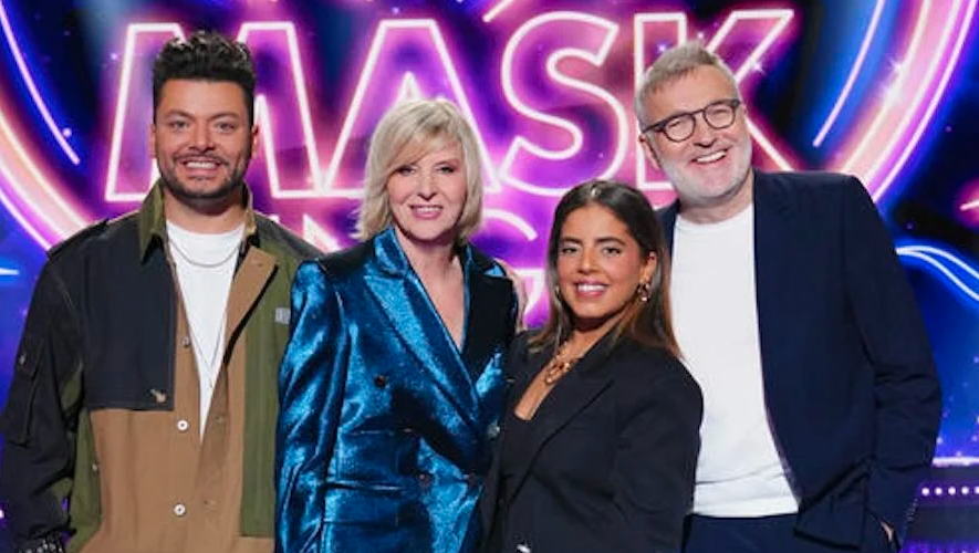 "Mask Singer" : pourquoi Laurent Ruquier anime les secondes parties de soirée à la place de Camille Combal ?