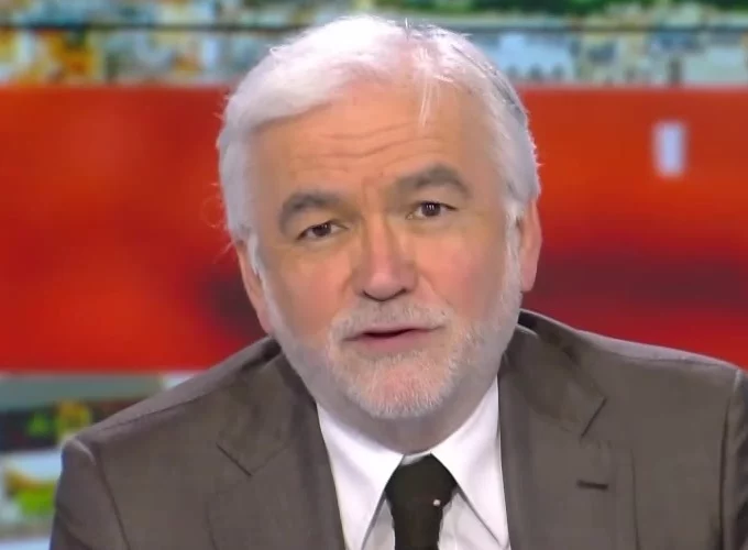 "L'heure des pros" joue les prolongations en juillet avec Pascal Praud