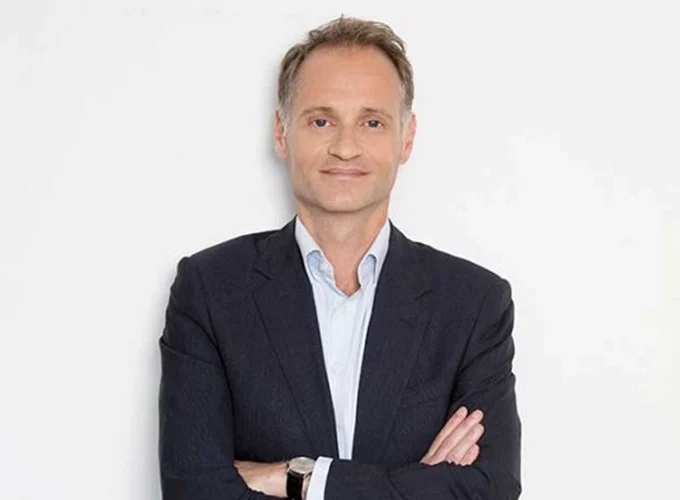 Imbroglio dans la nomination de Fabien Namias chez Altice Média