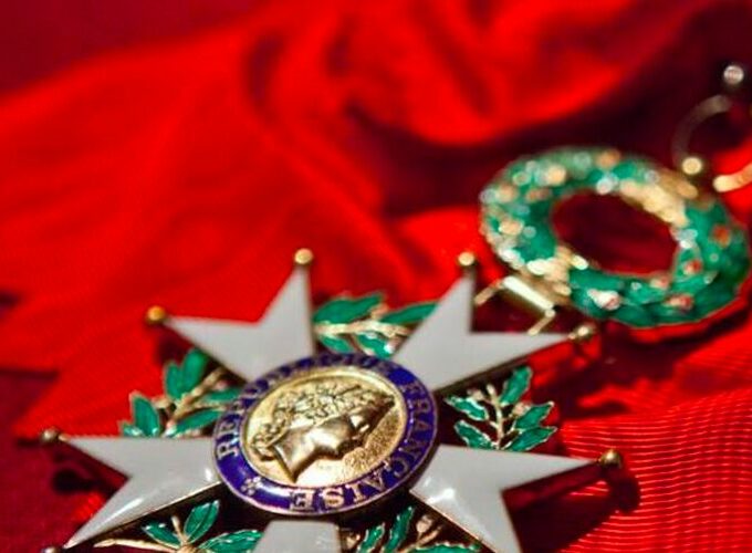 Les grandes personnalités promues ou nommées par décret par Emmanuel Macron et la Grande Chancellerie de La Légion d'Honneur à l'occasion du 14 juillet