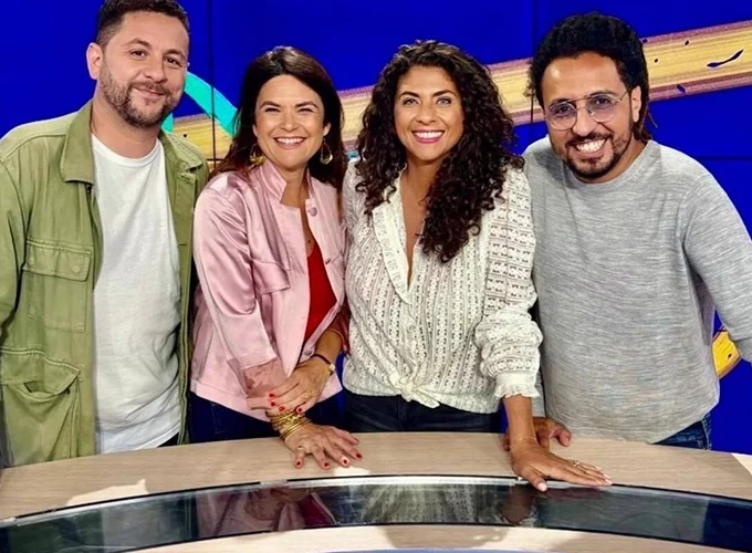 Yasmine Oughlis présente les chroniqueurs de sa nouvelle émission sur RMC Story "Ça, c'est la France !"